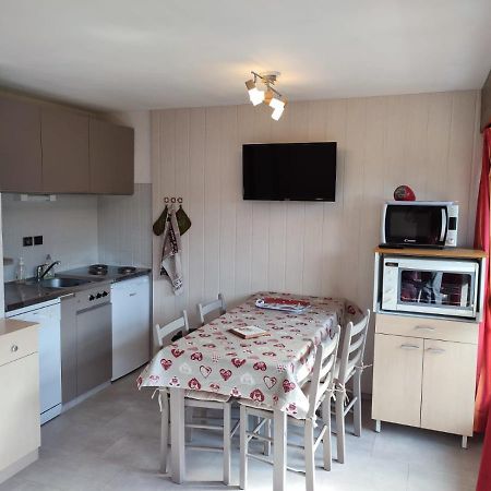 Coquet Studio De 4 Personnes Aux Carroz - Balcon Et Wifi Les Carroz d'Araches Exterior foto